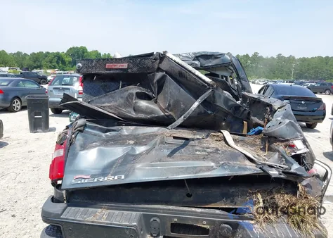 2018 GMC Sierra 2500Hd Denali из США, поврежденный, VIN 1GT12UEY0JF138009